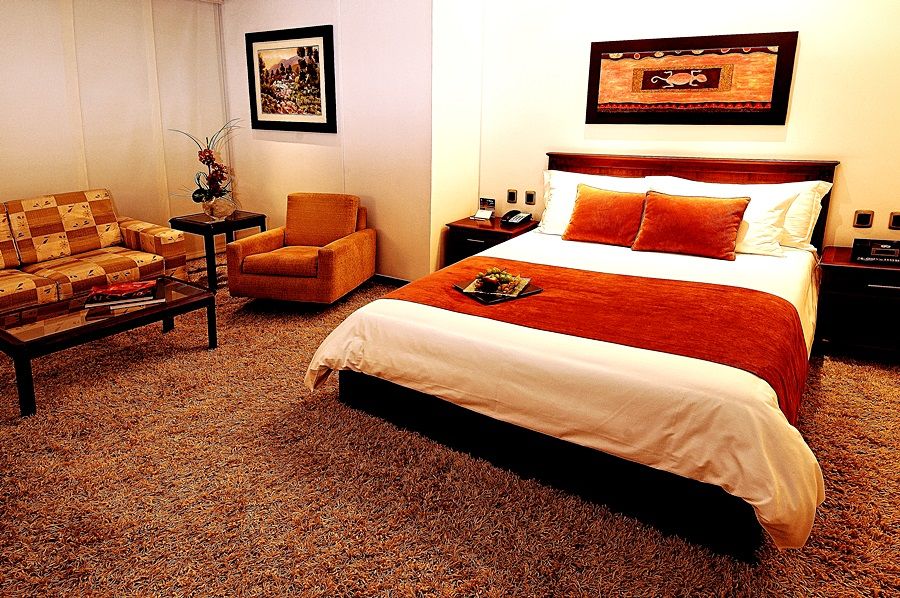 Nh Collection Quito Royal Hotel Exterior photo